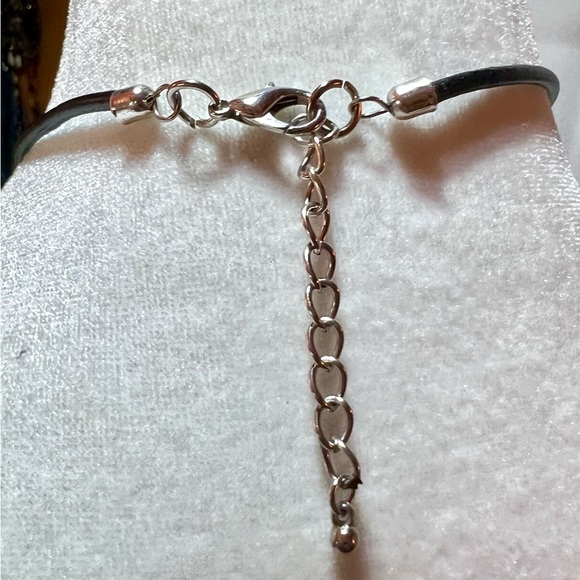 Ovals With Faux Pearl Necklace - Picture 10 of 10